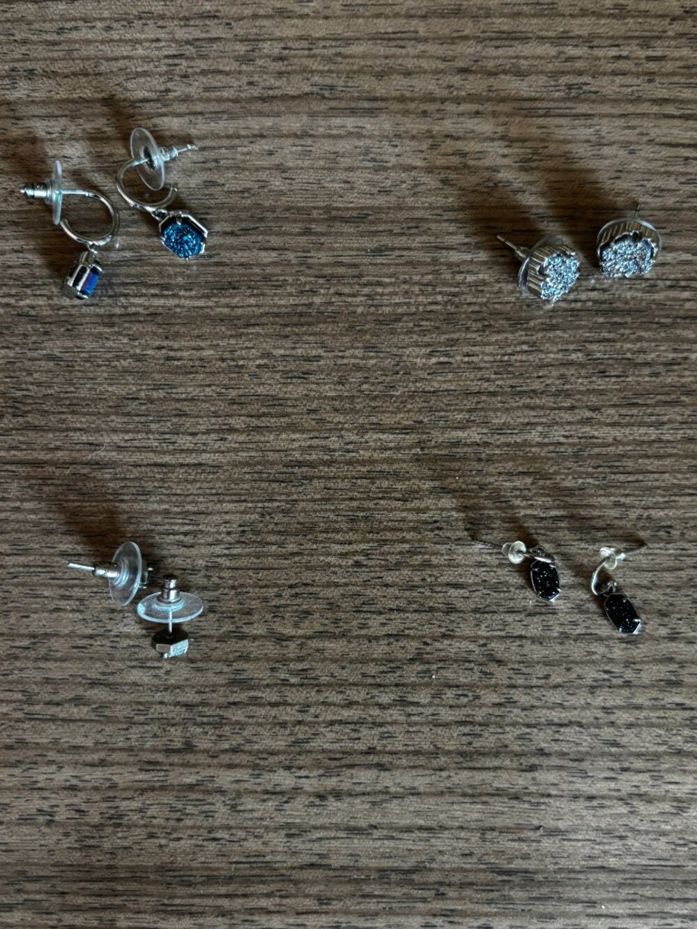 Multiple Kendra Scott earrings